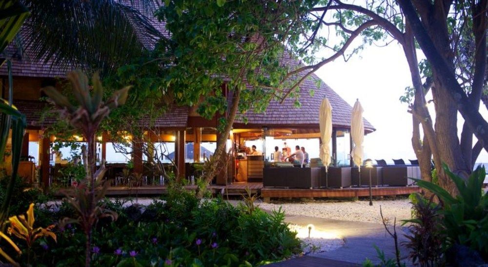 Hotel Le Maitai Rangiroa Avatoru Exterior foto